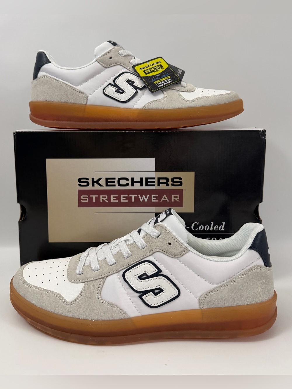 Skechers Streetwear Men’s Size 12 White Leather Sneakers Air-Cooled Memory Foam
